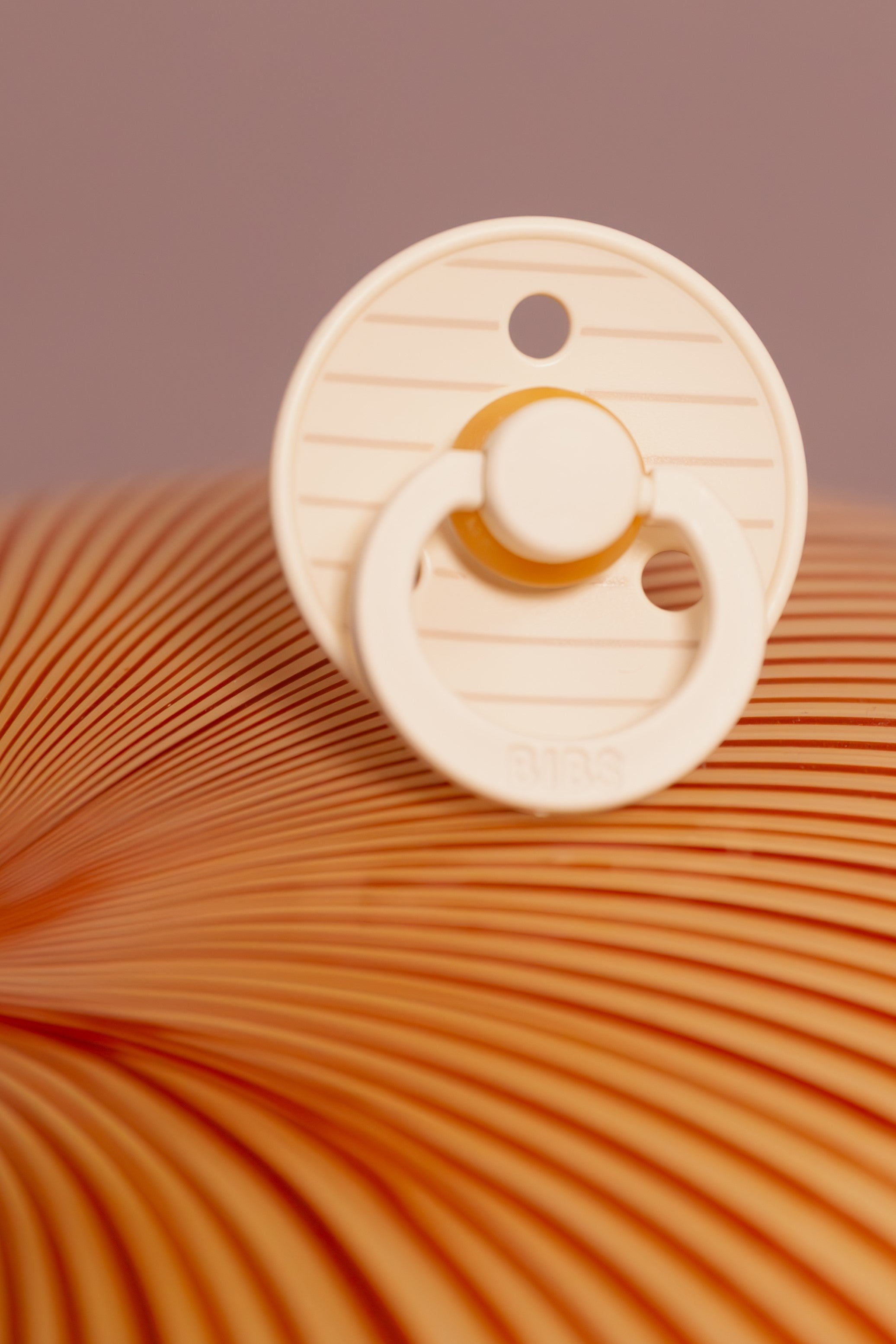 Bibs Studio Colour Pin Kauçuk Emzik - Ivory / Vanilla