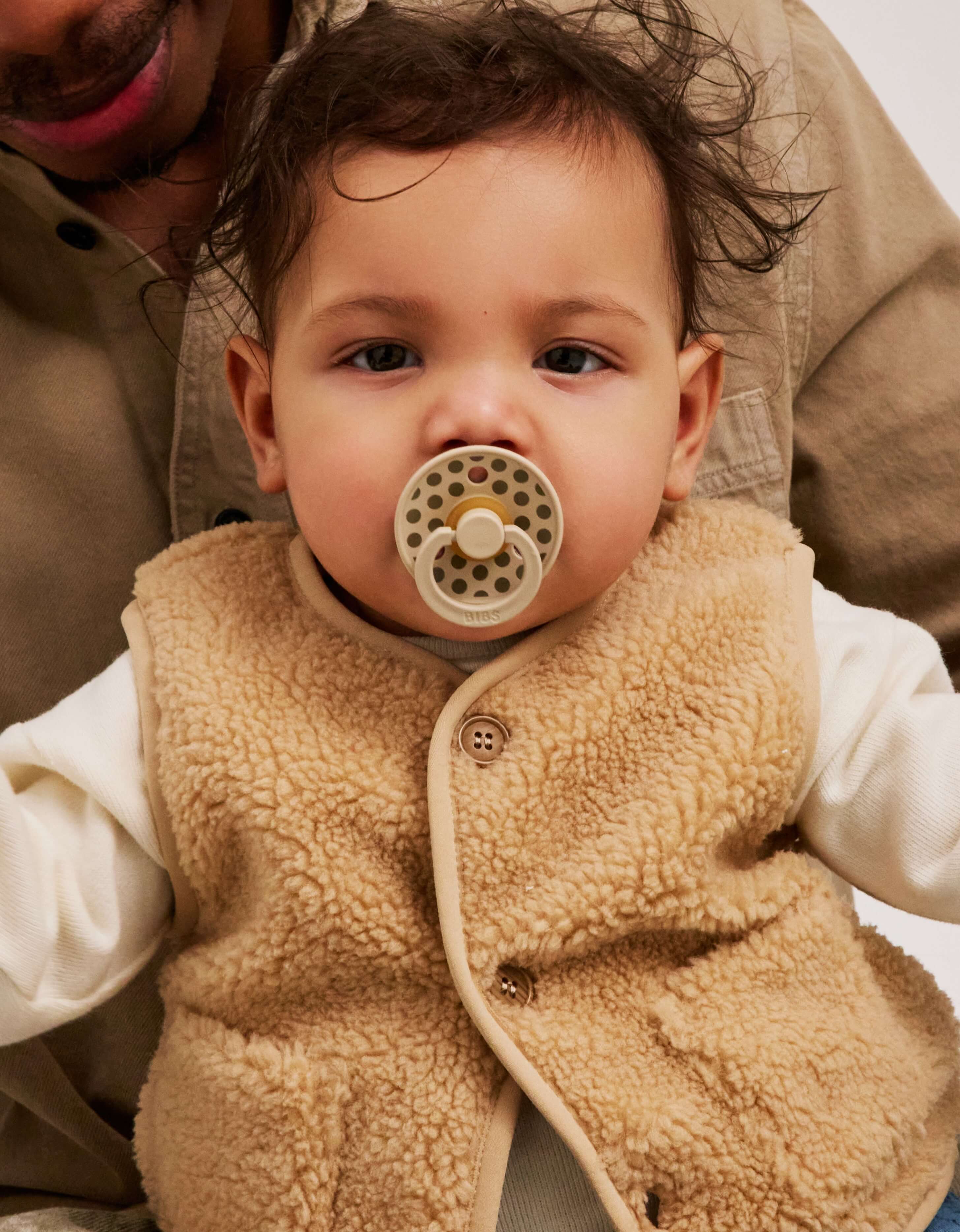 Bibs Studio Colour Polka Medium Kauçuk Emzik -Vanilla Dark Oak