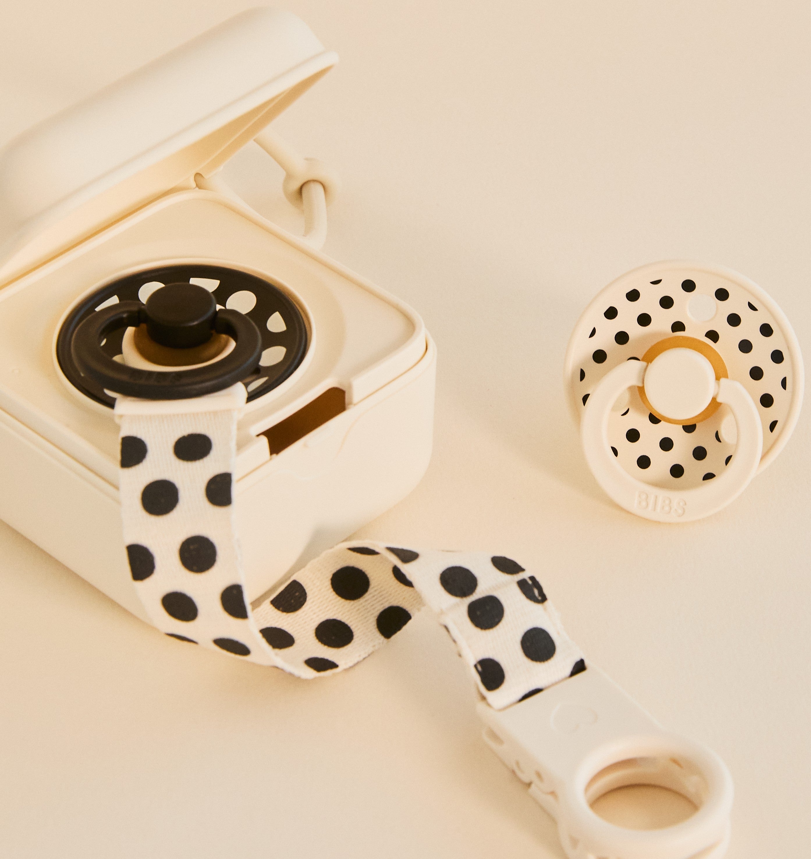 Bibs Studio Loop Emzik Askısı Polka-Ivory Black