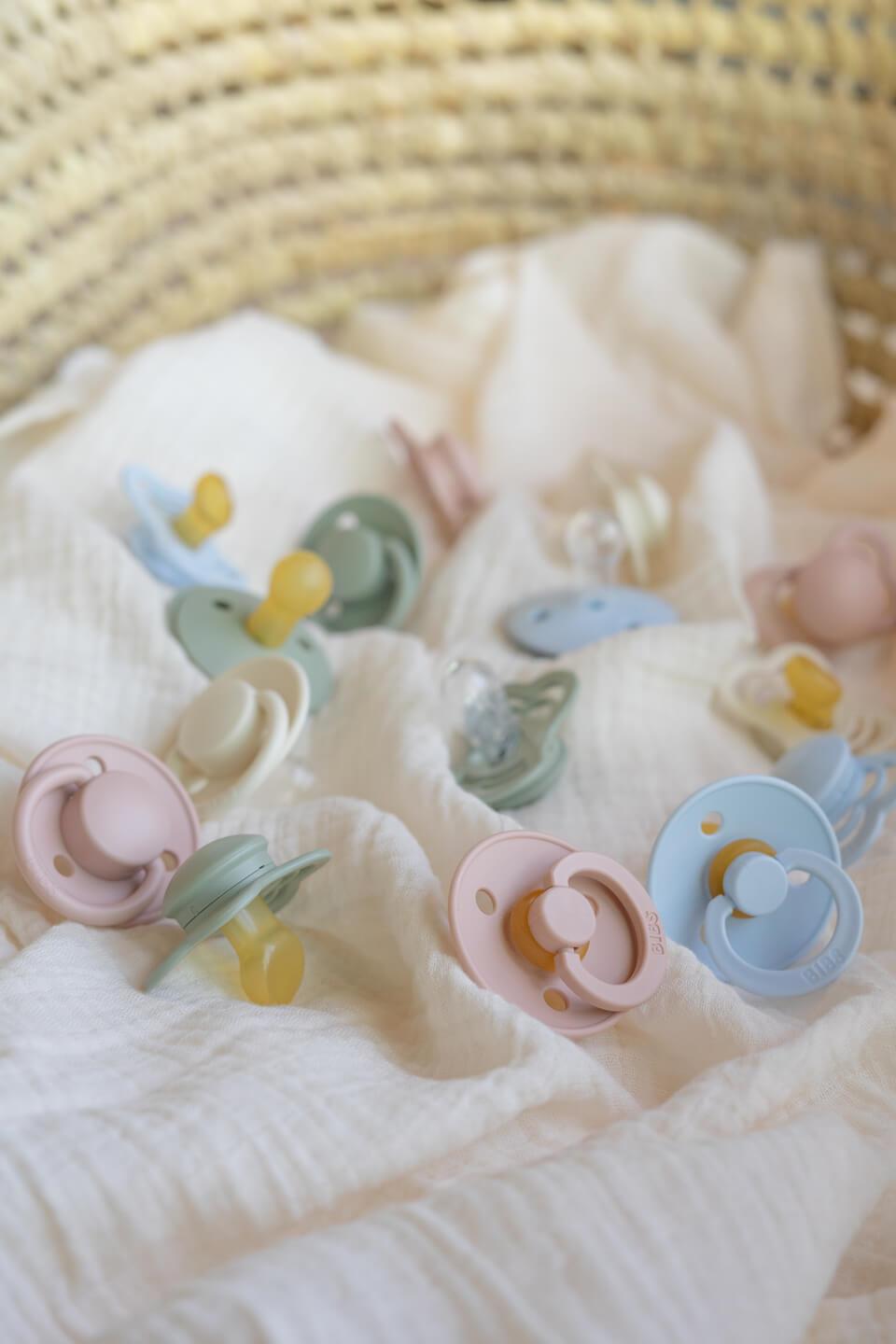 Bibs Colour Simetrik Kauçuk Emzik-Blush