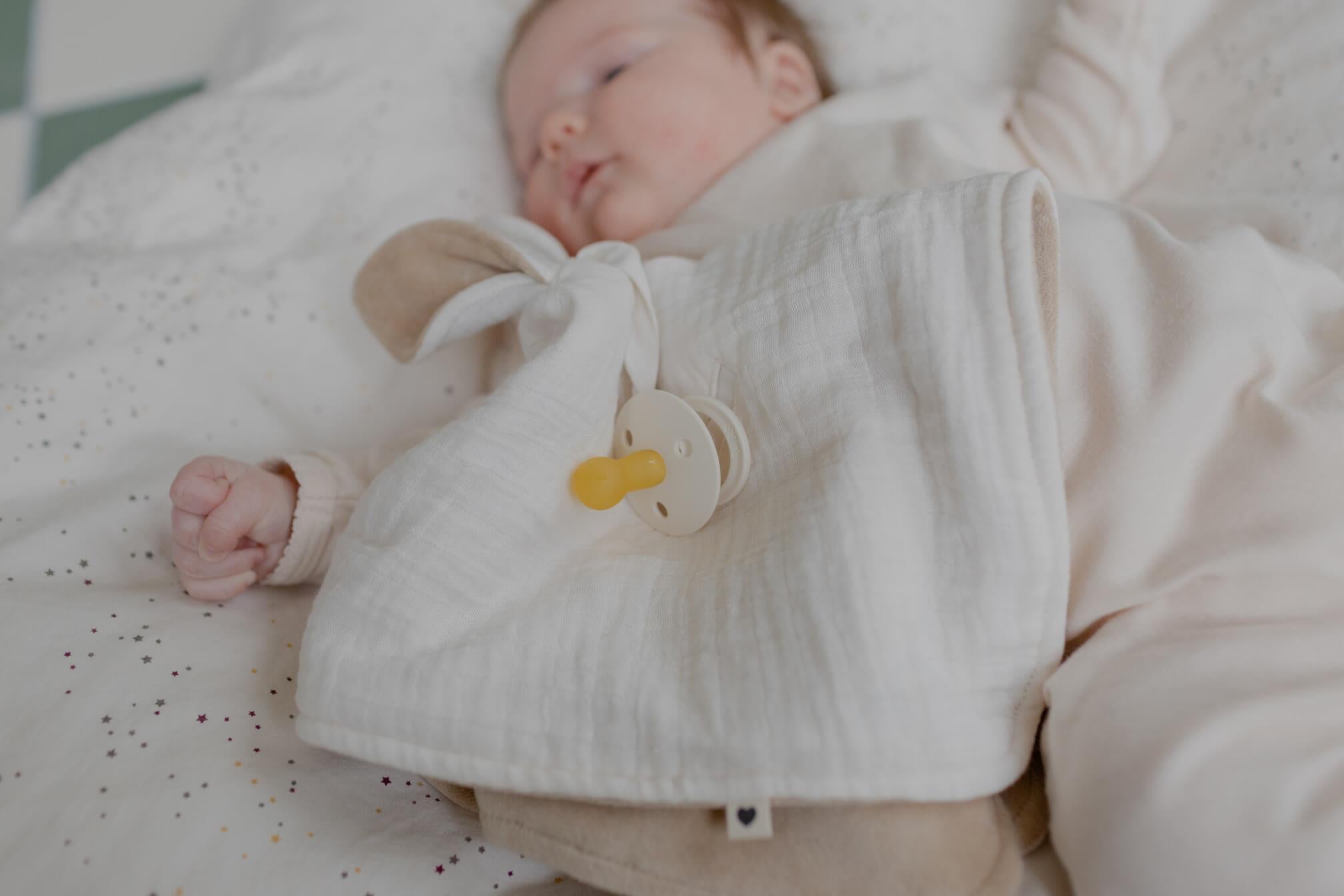 Bibs  Colour Kauçuk Emzik - Ivory
