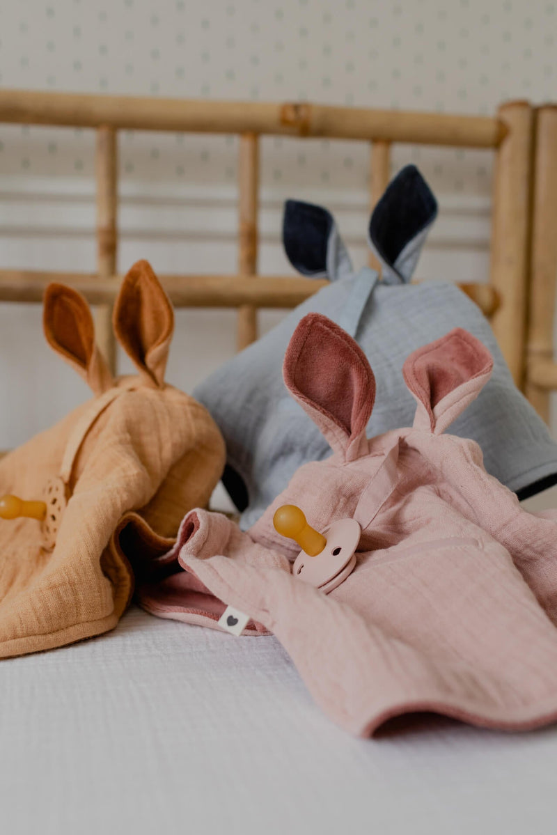 Bibs Cuddle Cloth Kangaroo Uyku Arkadaşı - Blush